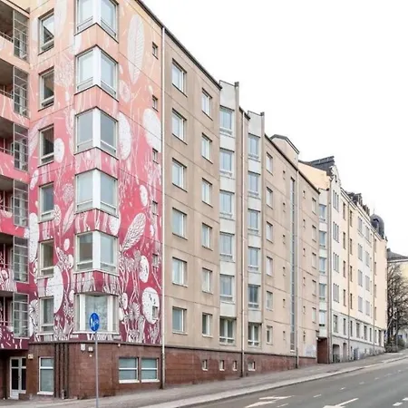 Modern Two-room Flat With Balcony Near Metro Lejlighed